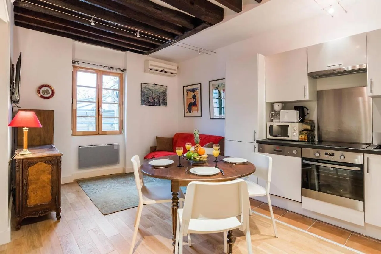 Paris Marais - Temple City Apartment